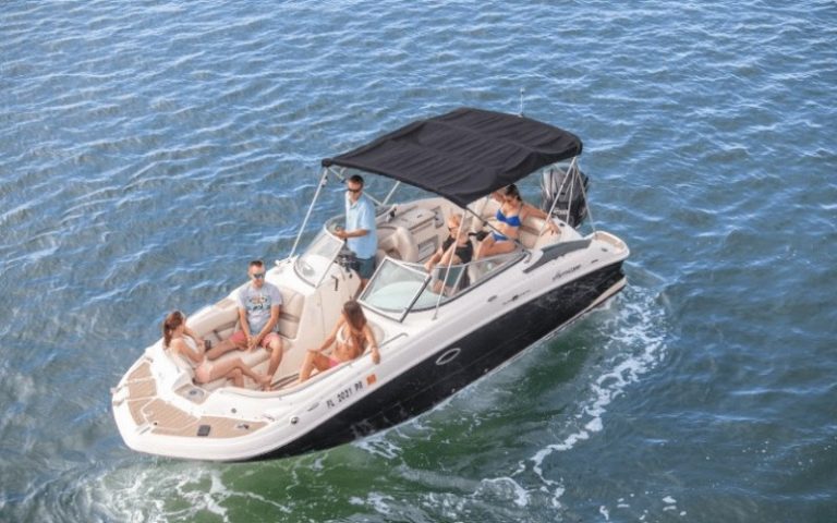 Drive Boat How to Choose Between a Captained or Self-Drive Boat Rental?